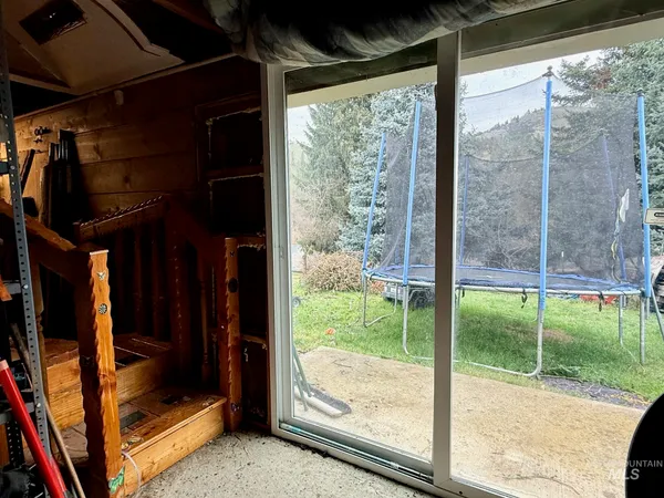 $299,000 | 335 Pine Street, Peck, ID 83545