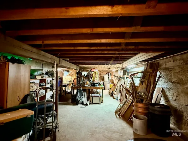 $299,000 | 335 Pine Street, Peck, ID 83545