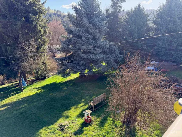 $299,000 | 335 Pine Street, Peck, ID 83545