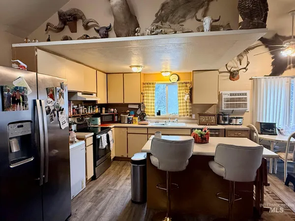 $299,000 | 335 Pine Street, Peck, ID 83545