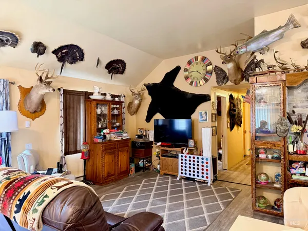 $299,000 | 335 Pine Street, Peck, ID 83545