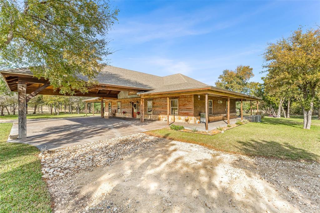2113 County Road 2012 Walnut Springs, TX 76690 - Photo 11 of 40