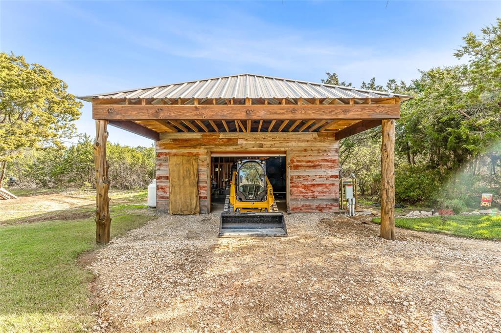 2113 County Road 2012 Walnut Springs, TX 76690 - Photo 20 of 40