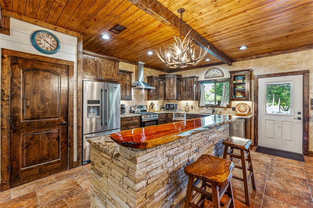 2113 County Road 2012 Walnut Springs, TX 76690 - Photo 24 of 40