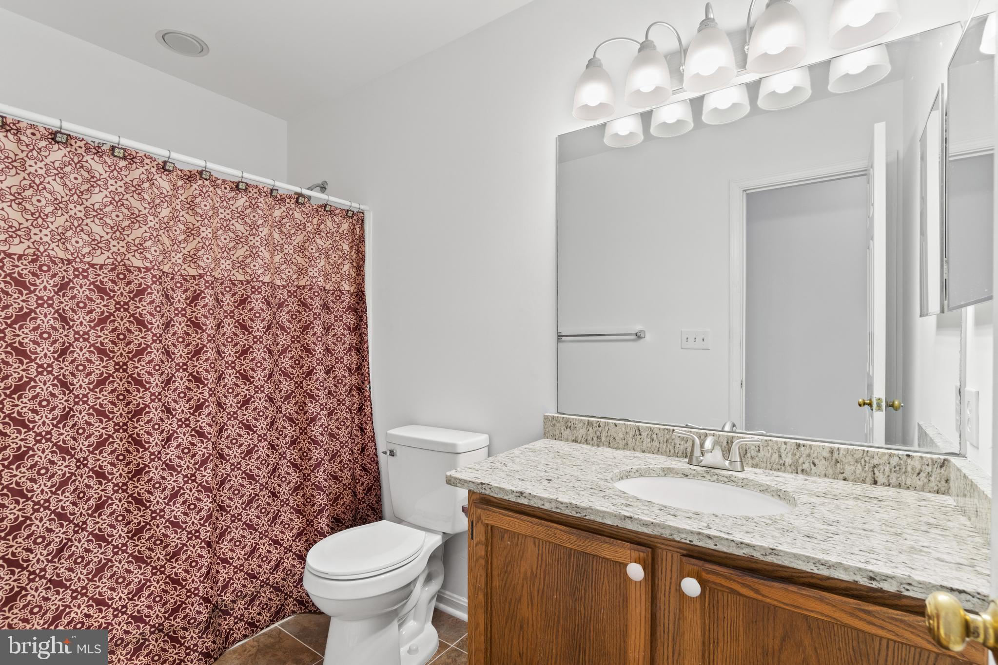 10 Ridgewood Drive Stafford, VA 22556 - Photo 21 of 21 Hall Full Bathroom