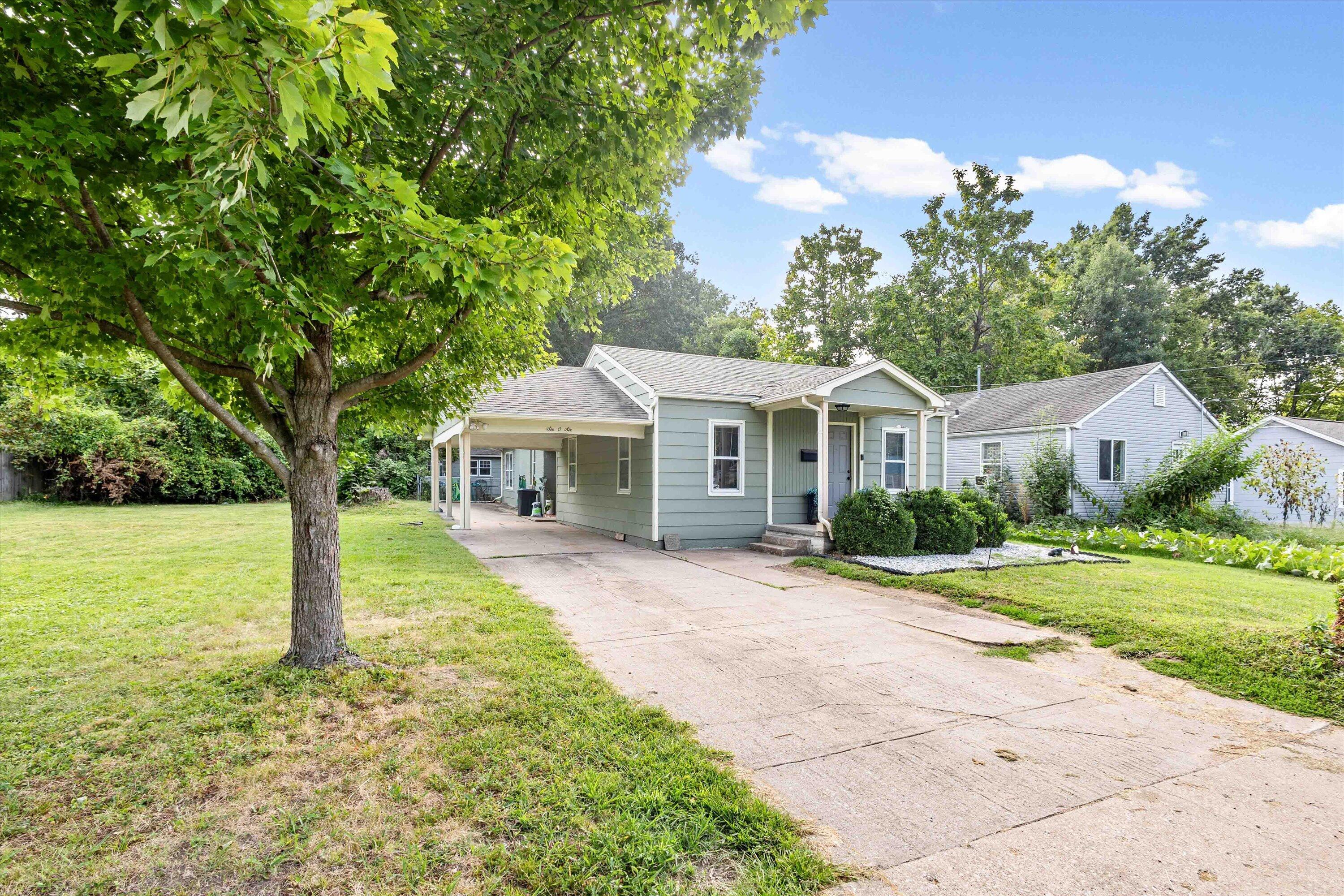 606 Clinkscales Road Columbia, MO 65203 - Photo 2 of 35 Gallery Image 2