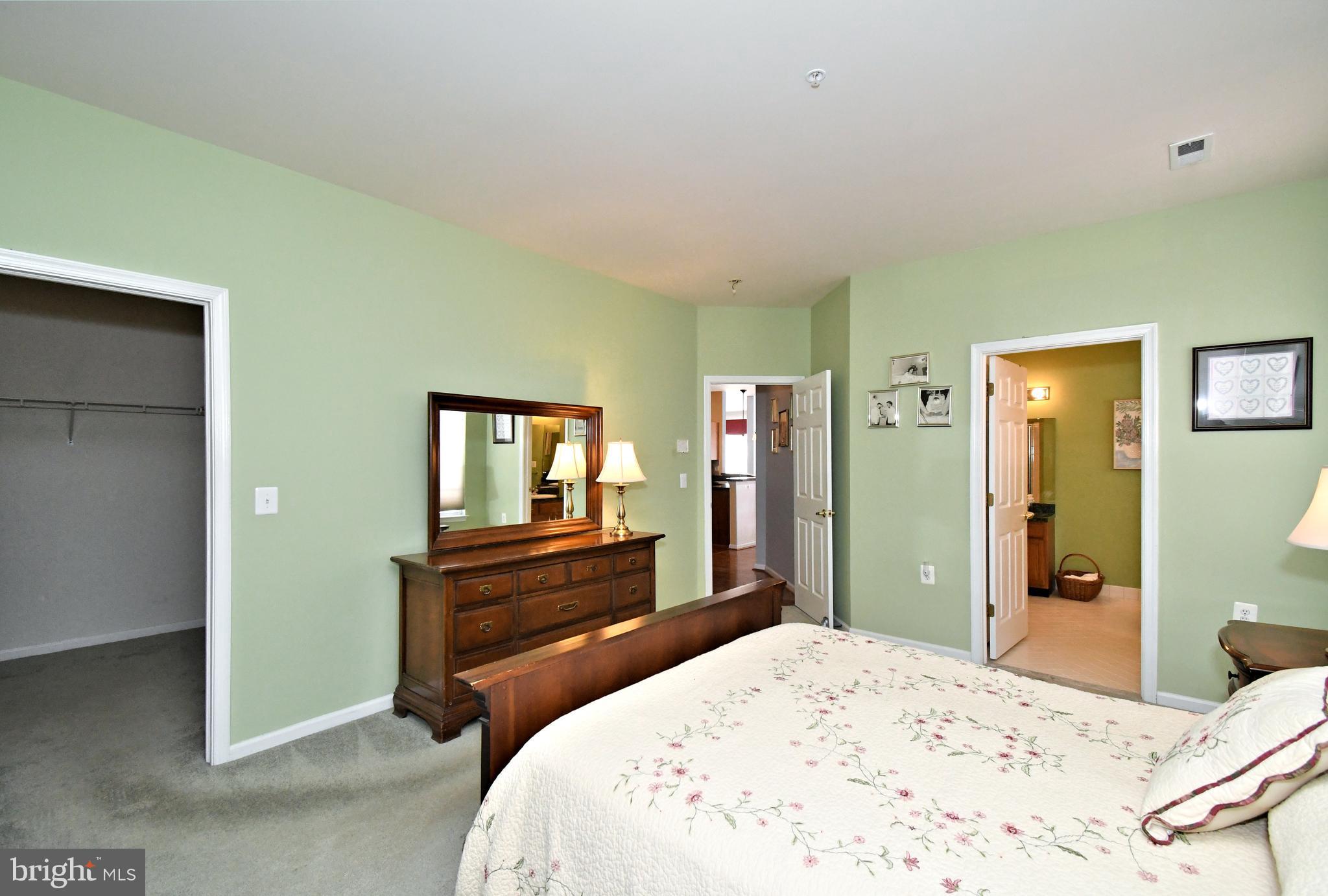 1239 Scott Place Warminster, PA 18974 - Photo 30 of 43 Primary bedroom