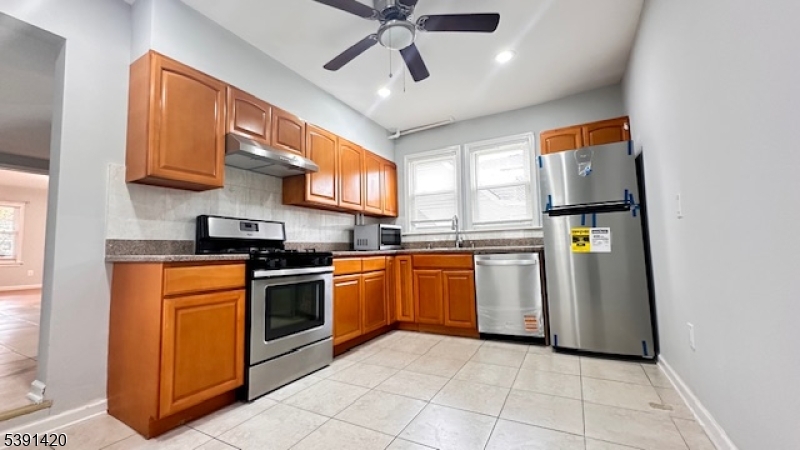 19 Mechanic Street Millburn, NJ 07041 - Photo 3 of 21