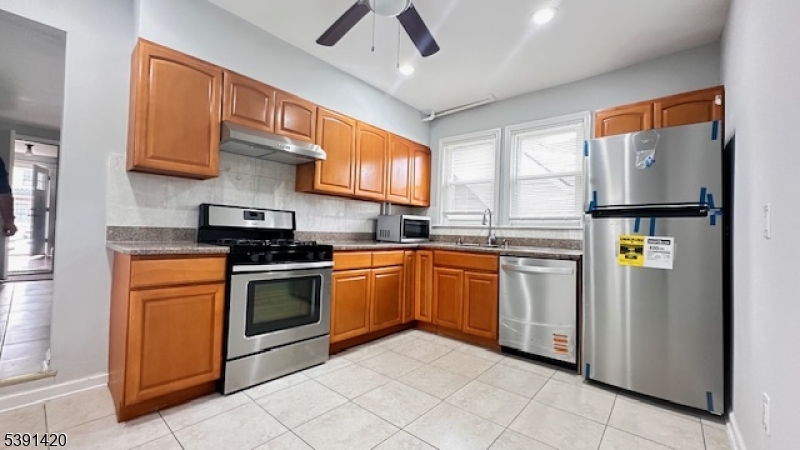 19 Mechanic Street Millburn, NJ 07041 - Photo 4 of 21