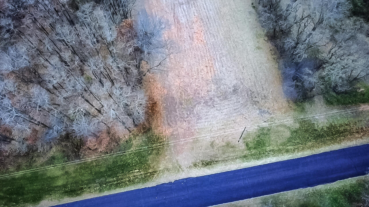 W4961 Cemetery Road Mauston, WI 53948 - Photo 5 of 17 2025-11-15-07-06-14-055