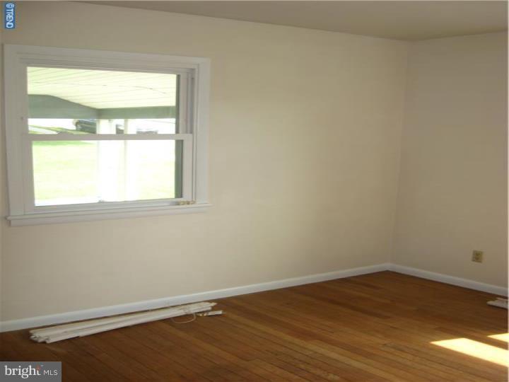 25 Walnut Street Reading, PA 19606 - Photo 4 of 7 Gallery Image 4