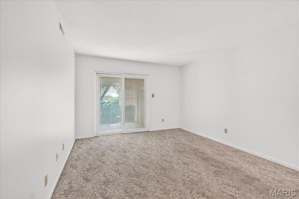 5265 Cricket Glen Court, Unit A St. Louis, MO 63129 - Photo 5 of 19