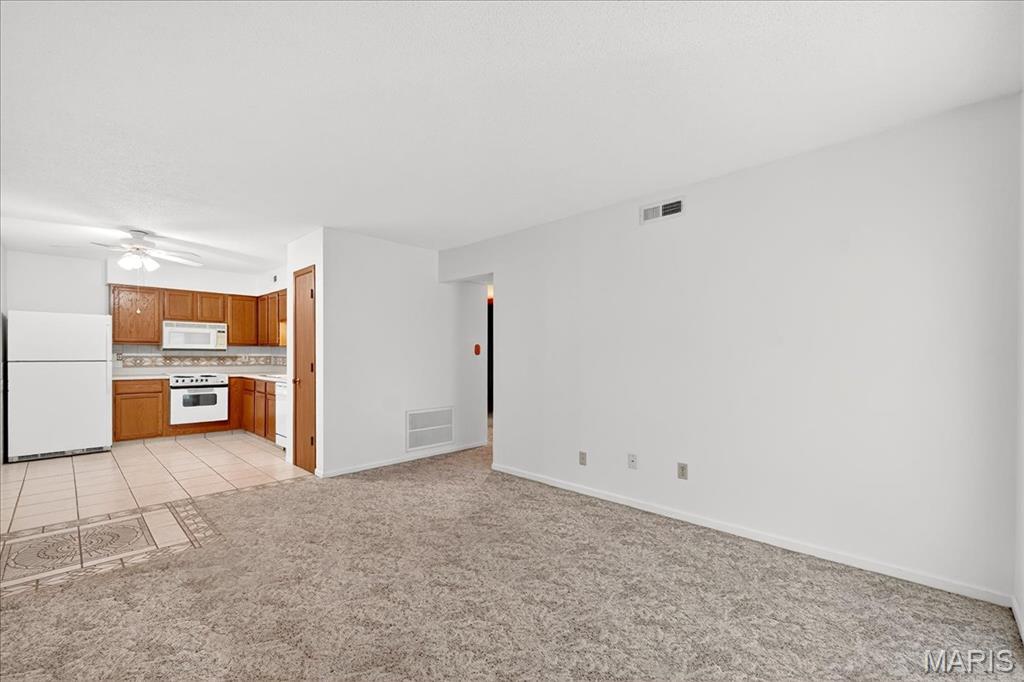 5265 Cricket Glen Court, Unit A St. Louis, MO 63129 - Photo 6 of 19