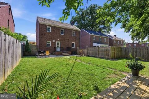 $295,000 | 1709 Maple Street, Wilmington, DE 19805