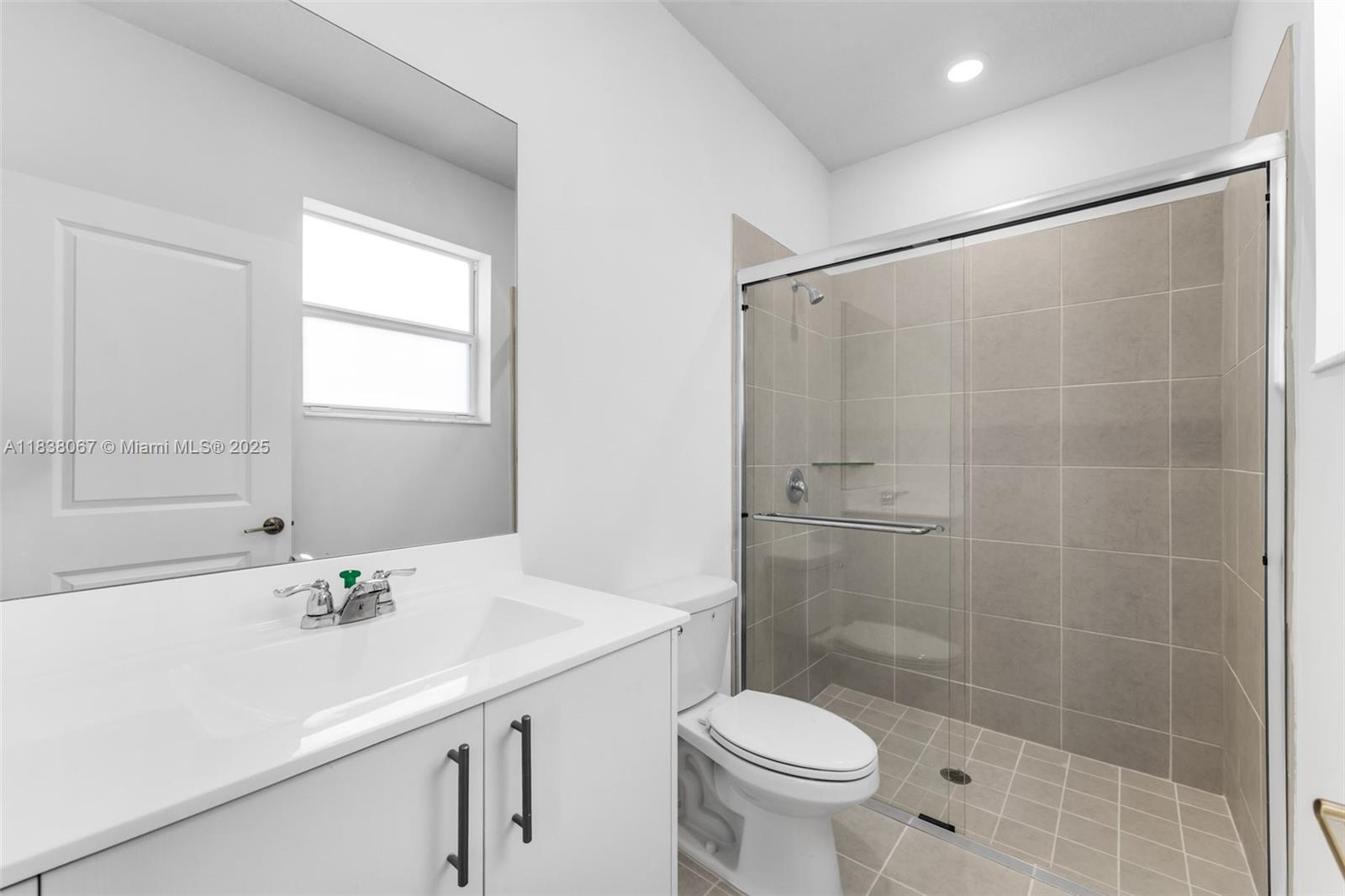 2960 Southeast 23rd Street Homestead, FL 33035 - Photo 13 of 27