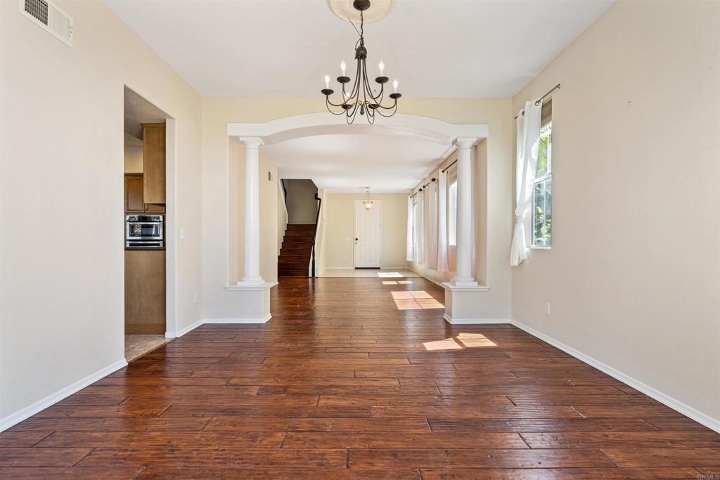 5276 Willow Walk Road Oceanside, CA 92057 - Photo 7 of 36 Gallery Image 7