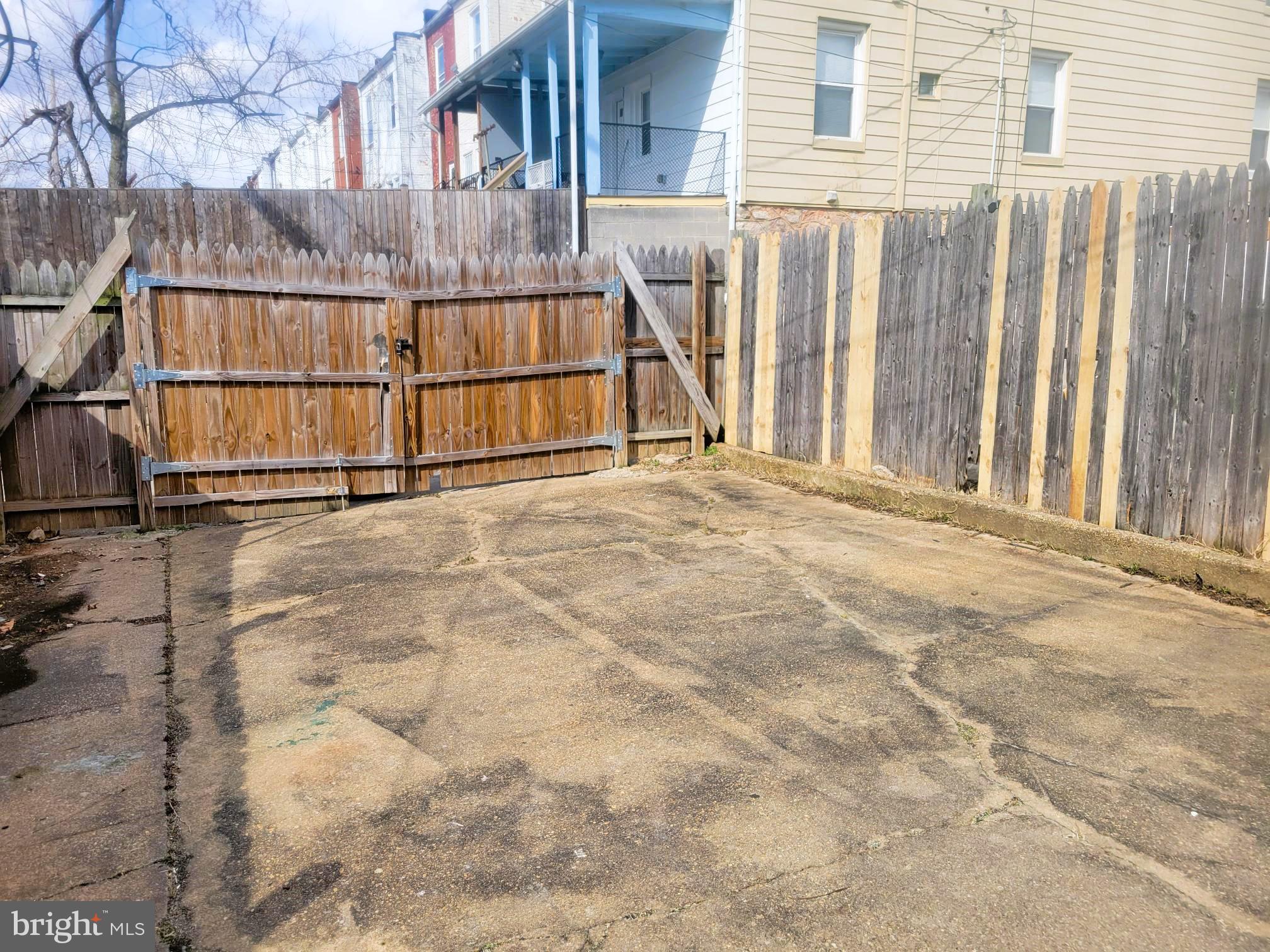 4308 Belair Road Baltimore, MD 21206 - Photo 7 of 80 PARKING FOR 6 CARS