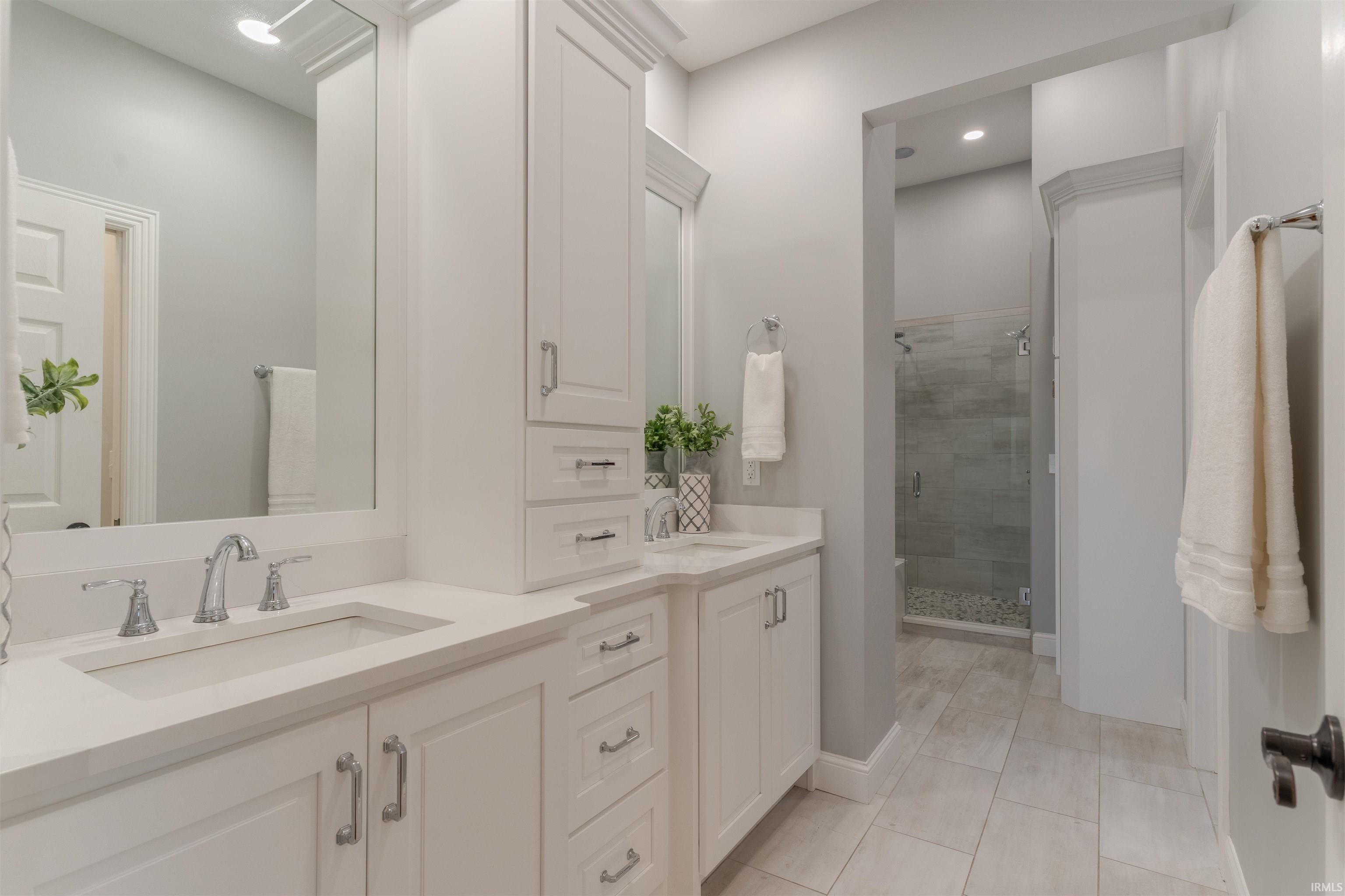 2800 Briarcliff Drive Newburgh, IN 47630 - Photo 16 of 36