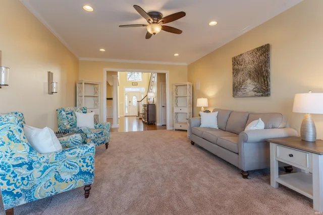 $995,000 | 2800 Briarcliff Drive, Newburgh, IN 47630