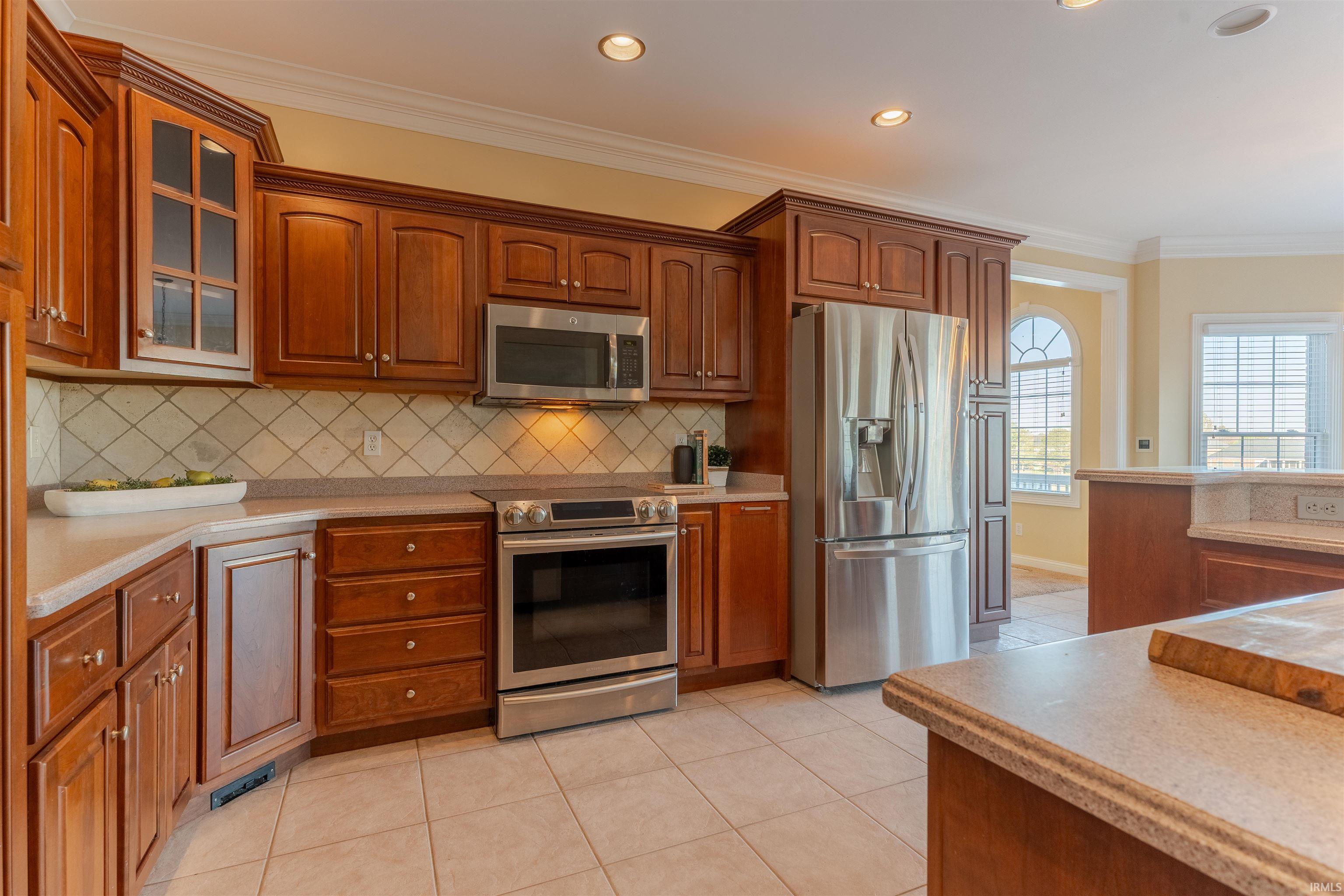 2800 Briarcliff Drive Newburgh, IN 47630 - Photo 10 of 36