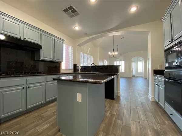 $3,485 | 24 Cerchio Centrale, Henderson, NV 89011