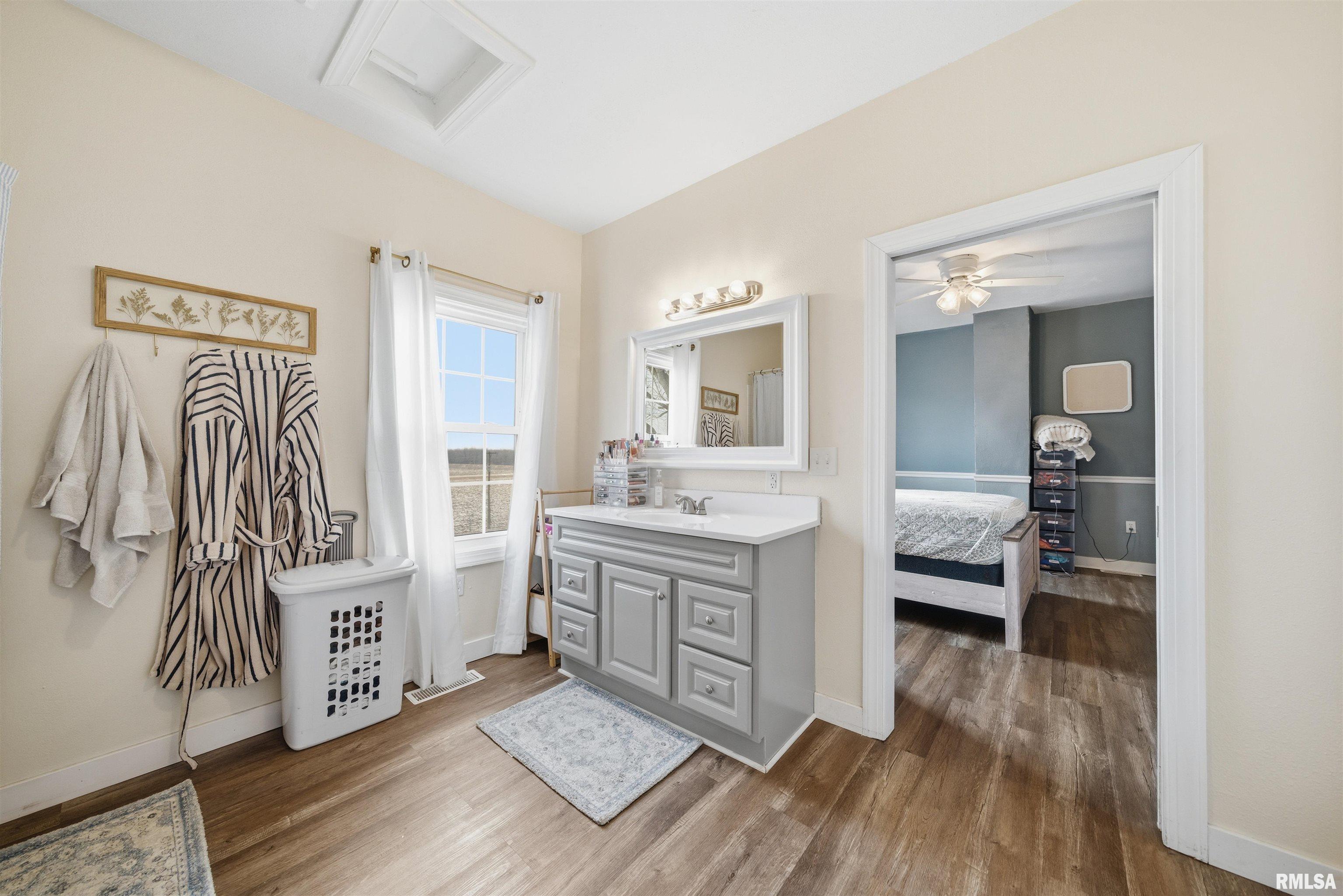 13213 West Wheeler Road Glasford, IL 61533 - Photo 19 of 33