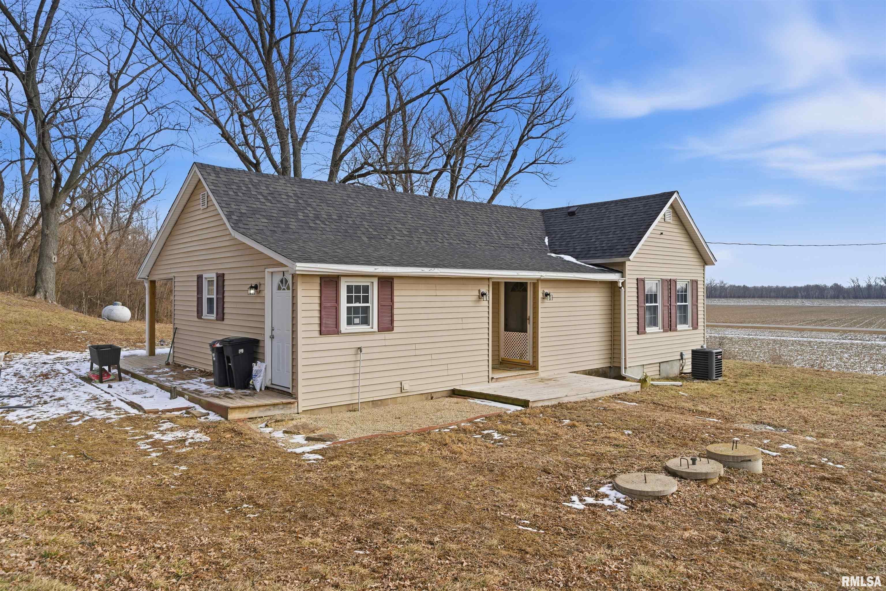 13213 West Wheeler Road Glasford, IL 61533 - Photo 3 of 33