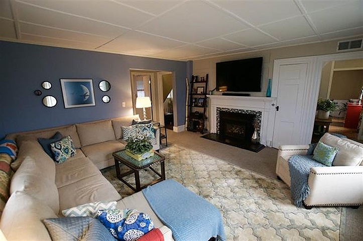 679 Island Pond Road Manchester, NH 03109 - Photo 4 of 16
