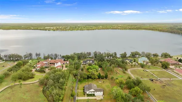 $2,300,000 | 10913 Brigann Yard Way, Thonotosassa, FL 33592
