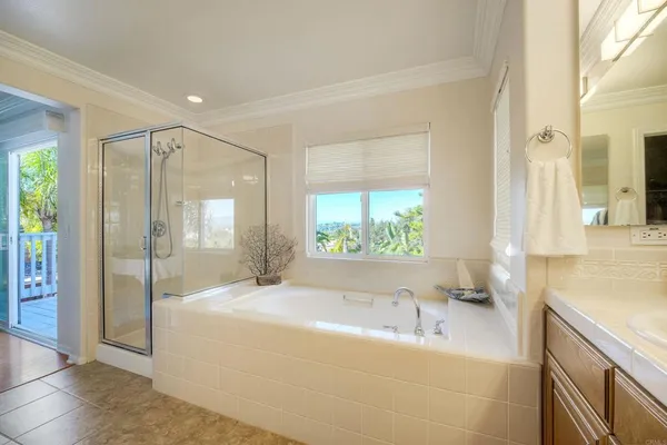 $1,770,000 | 3594 Granite Court, Carlsbad, CA 92010