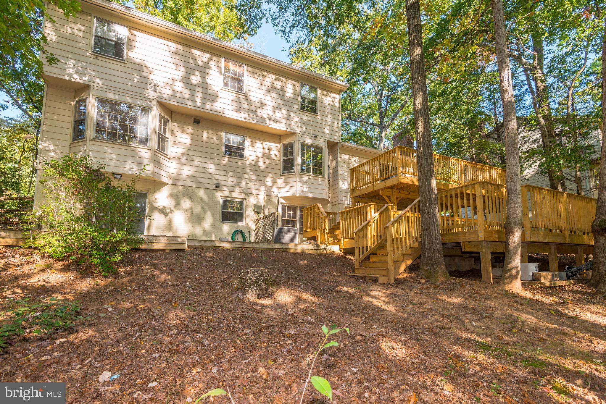 10809 Cross School Road Reston, VA 20191 - Photo 2 of 49