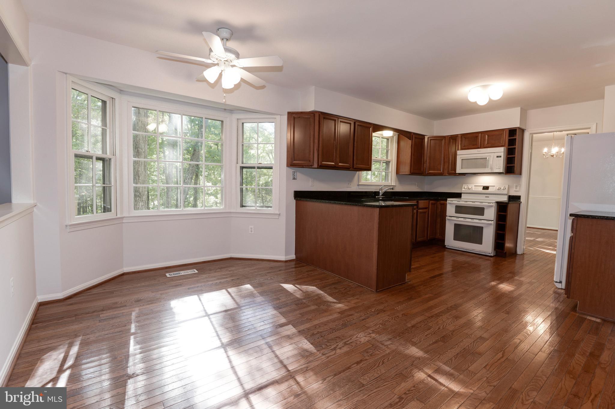 10809 Cross School Road Reston, VA 20191 - Photo 21 of 49