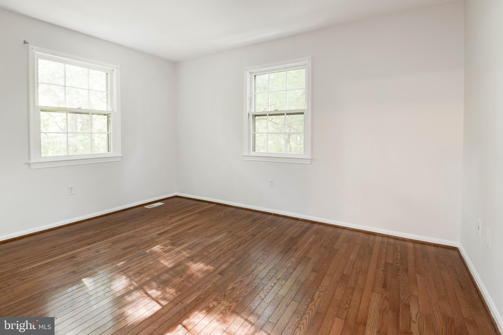 10809 Cross School Road Reston, VA 20191 - Photo 32 of 49