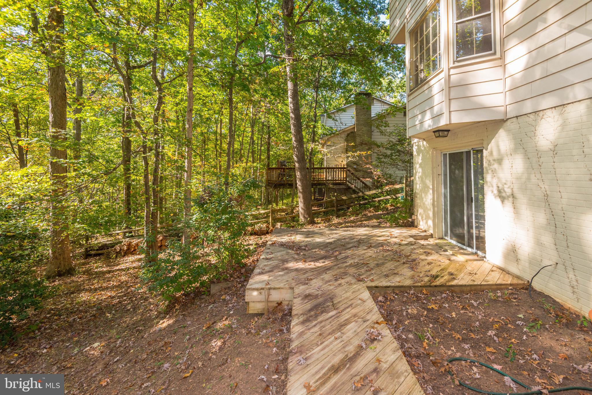 10809 Cross School Road Reston, VA 20191 - Photo 7 of 49