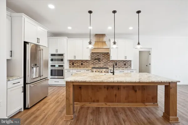 $974,900 | 10 Finn Lane, Elkwood, VA 22718