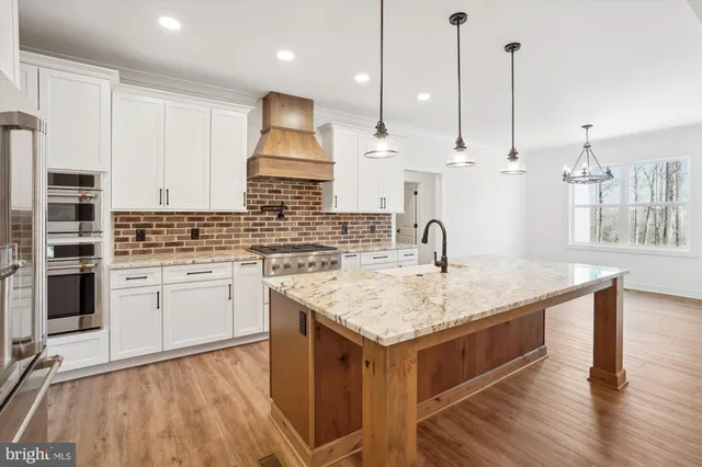 $974,900 | 10 Finn Lane, Elkwood, VA 22718