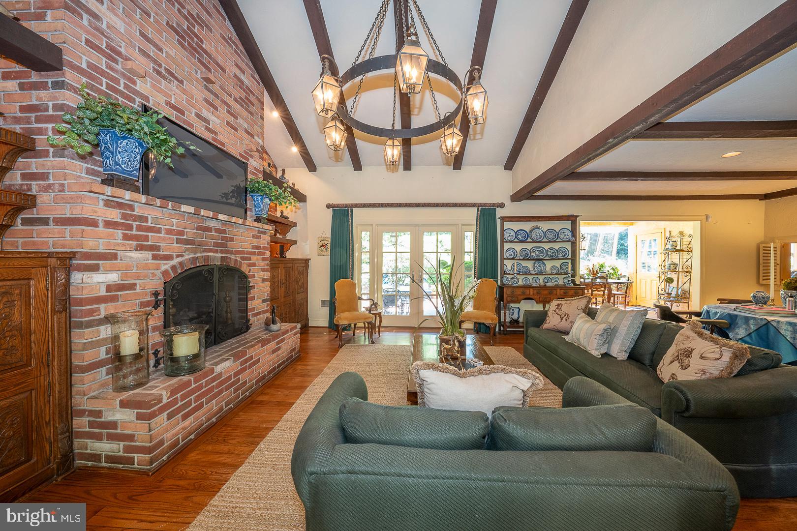 71 Tunbridge Road Haverford, PA 19041 - Photo 14 of 82 Family Rm w/ multiple seating areas
