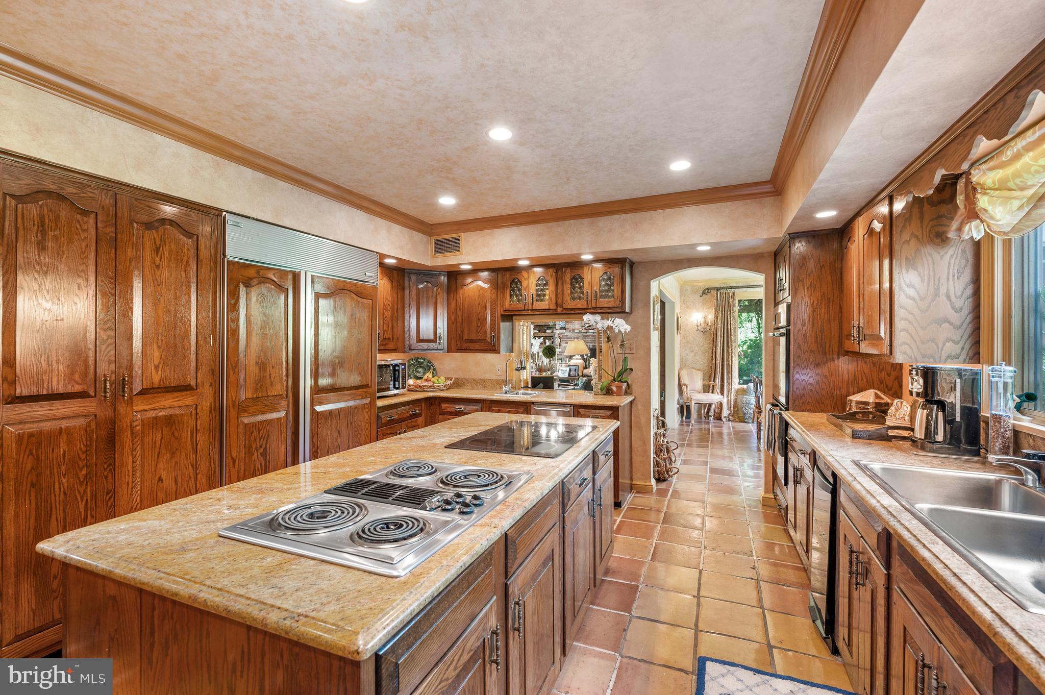 71 Tunbridge Road Haverford, PA 19041 - Photo 16 of 82 Kitchen w/ view into Family Rm & Breakfast Rm