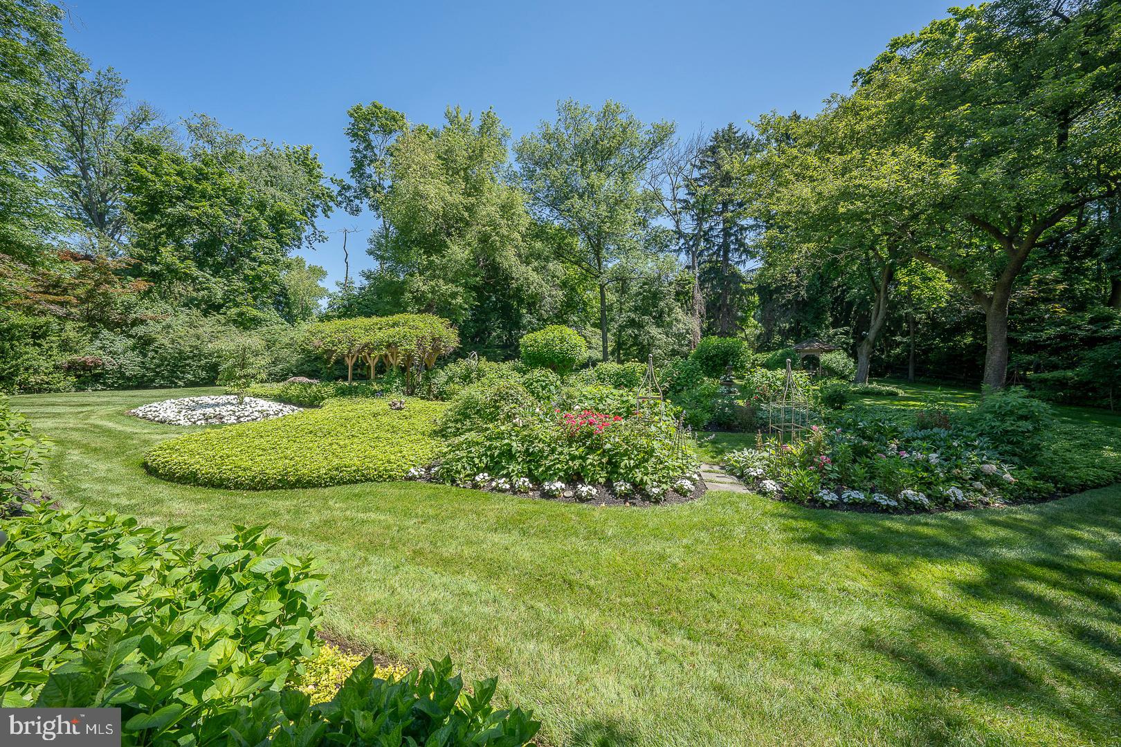 71 Tunbridge Road Haverford, PA 19041 - Photo 29 of 82 Private Oasis