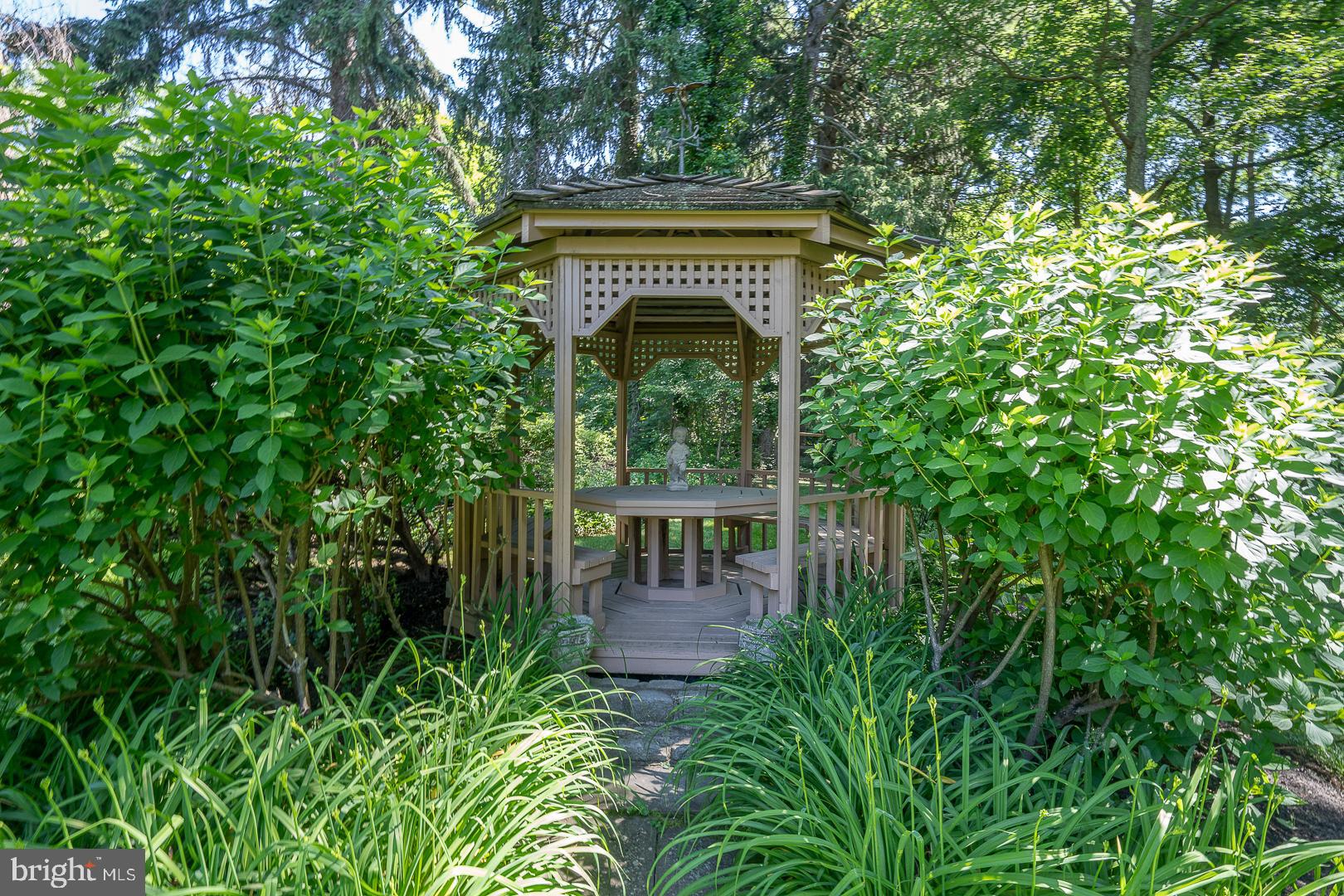 71 Tunbridge Road Haverford, PA 19041 - Photo 32 of 82 Exceptional garden-filled yard