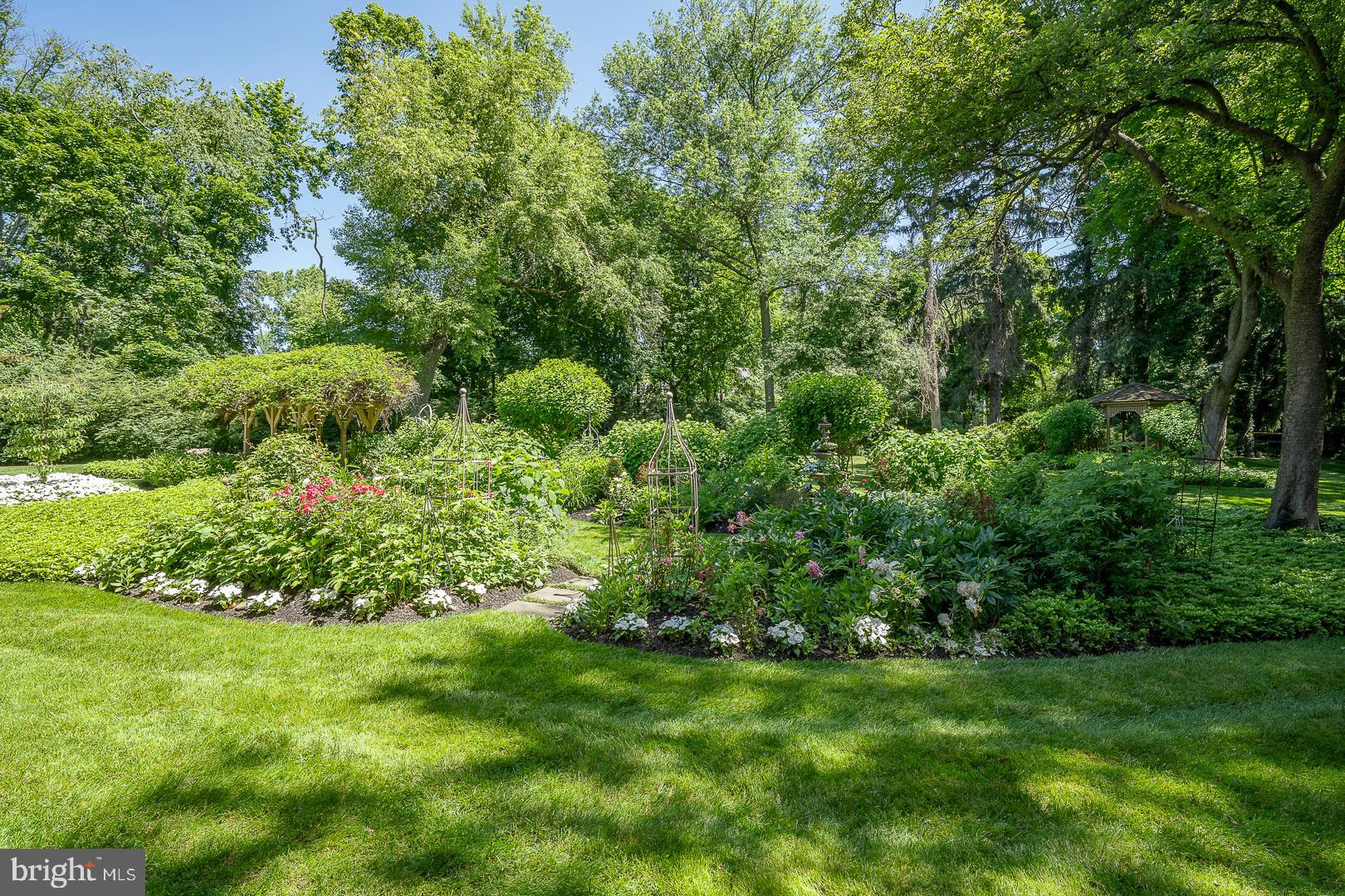 71 Tunbridge Road Haverford, PA 19041 - Photo 77 of 82 Amazing gardens