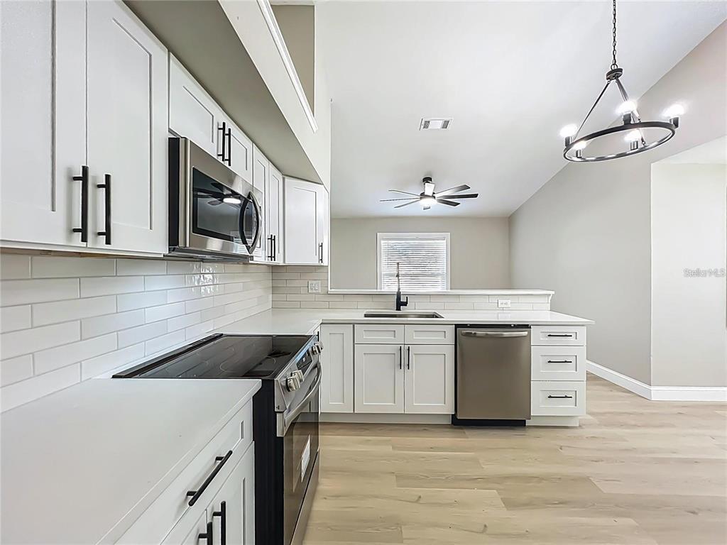 6911 Crescent Ridge Road Orlando, FL 32810 - Photo 16 of 36 Gallery Image 16