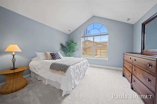 $535,000 | 856 Bridge Crest Drive Southeast, Ada, MI 49301