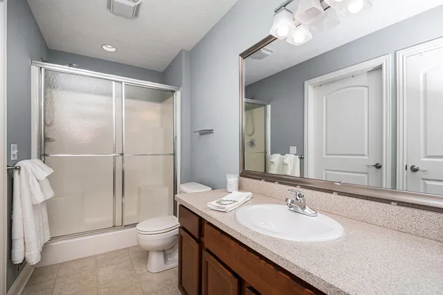 $535,000 | 856 Bridge Crest Drive Southeast, Ada, MI 49301