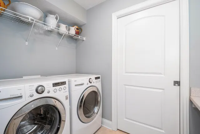 $535,000 | 856 Bridge Crest Drive Southeast, Ada, MI 49301