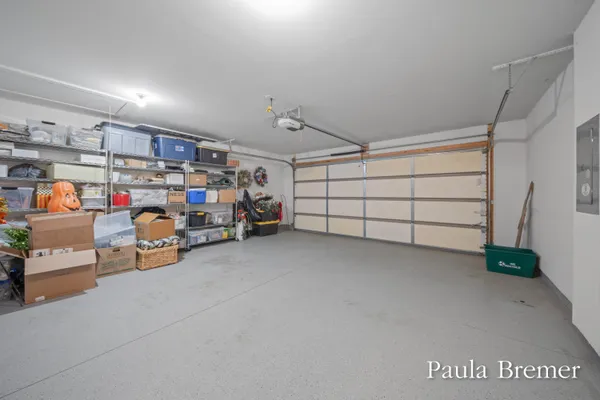 $535,000 | 856 Bridge Crest Drive Southeast, Ada, MI 49301
