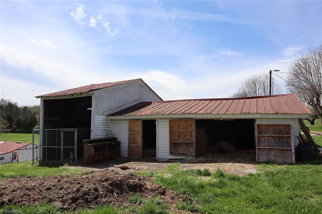 228 Couch Road Elkin, NC 28621 - Photo 23 of 28 Gallery Image 23