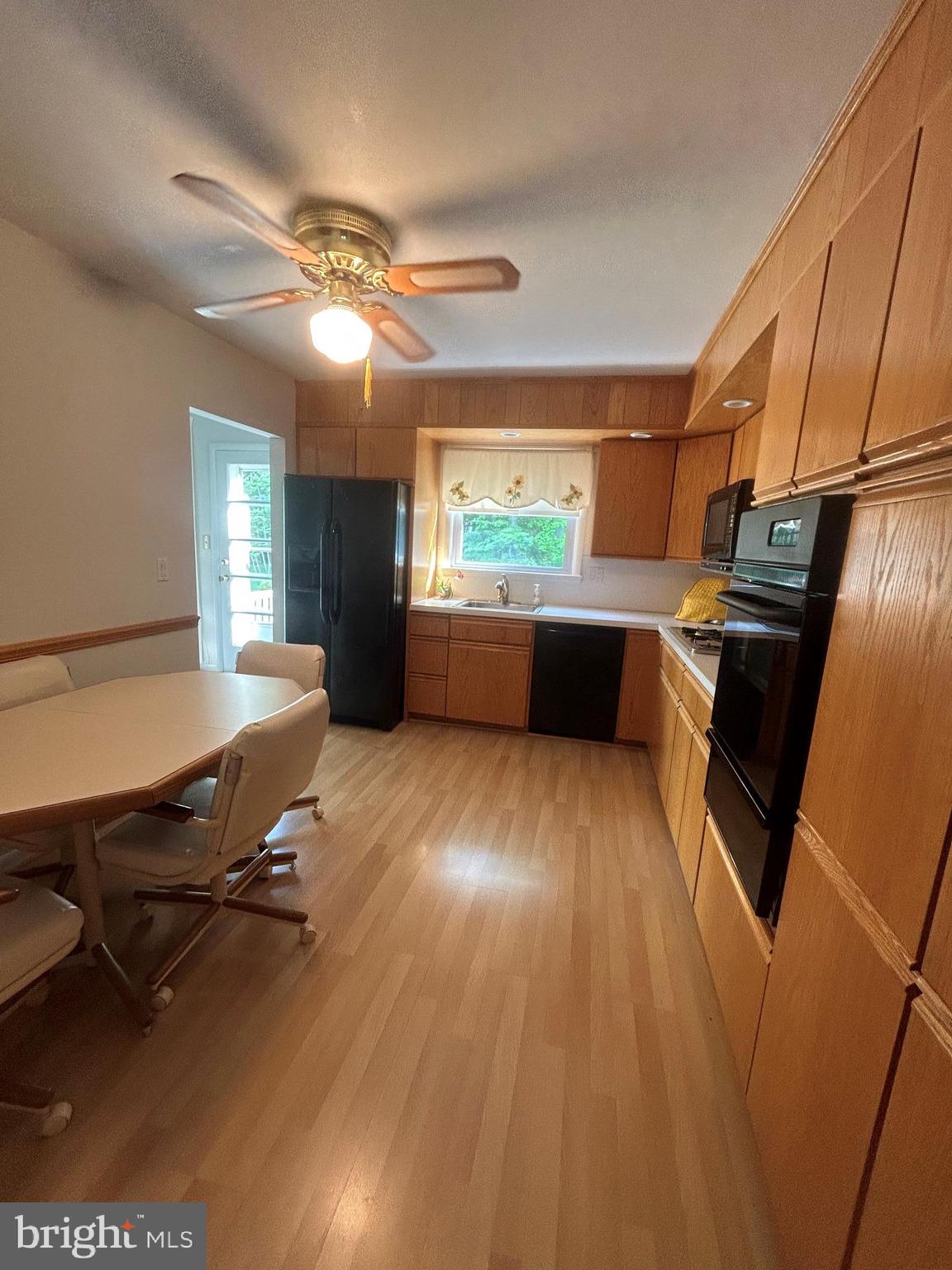 1618 Shady Brook Road Wilmington, DE 19803 - Photo 12 of 45 Kitchen