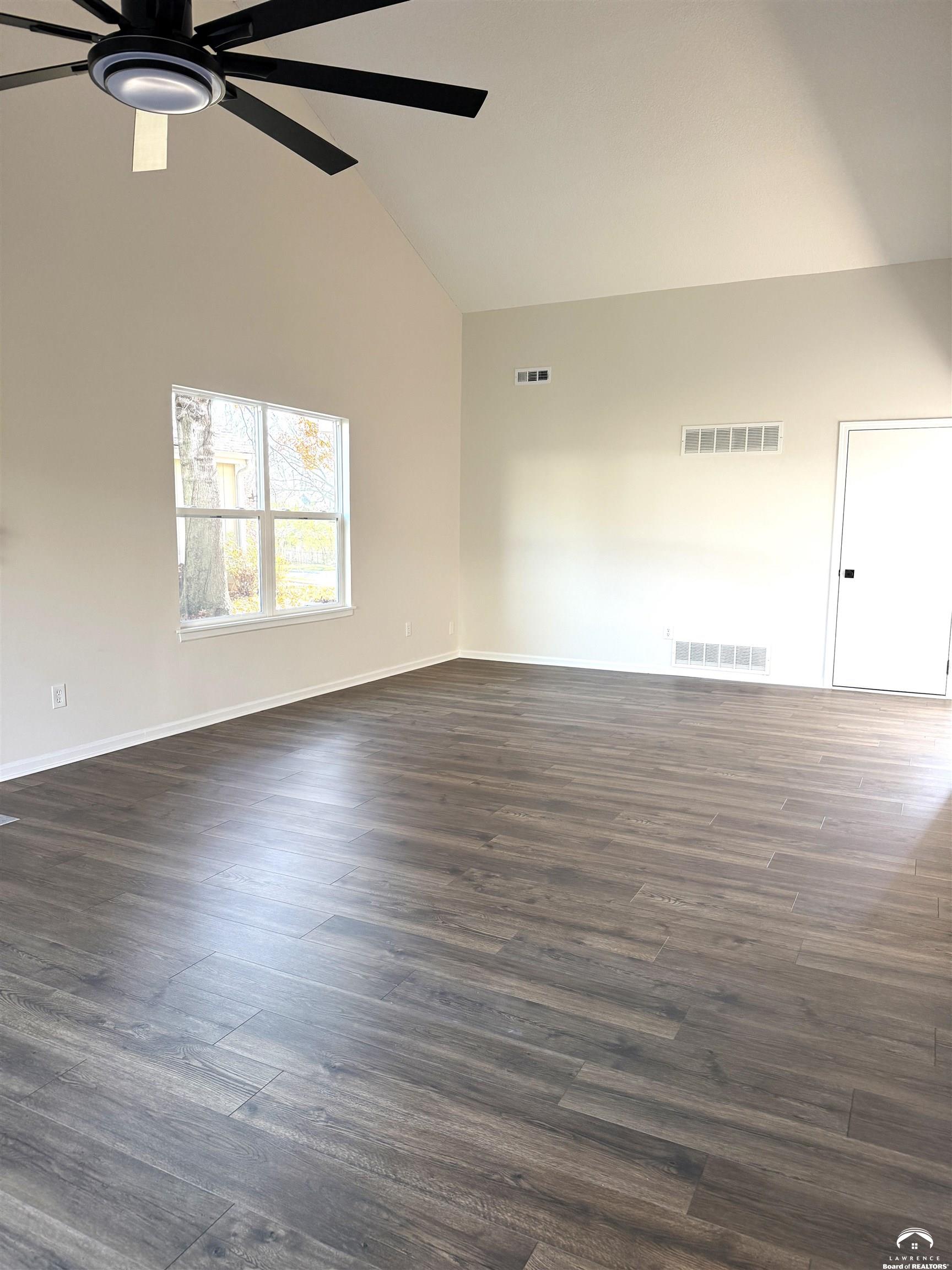 4712 McCormick Street Lawrence, KS 66047 - Photo 4 of 21