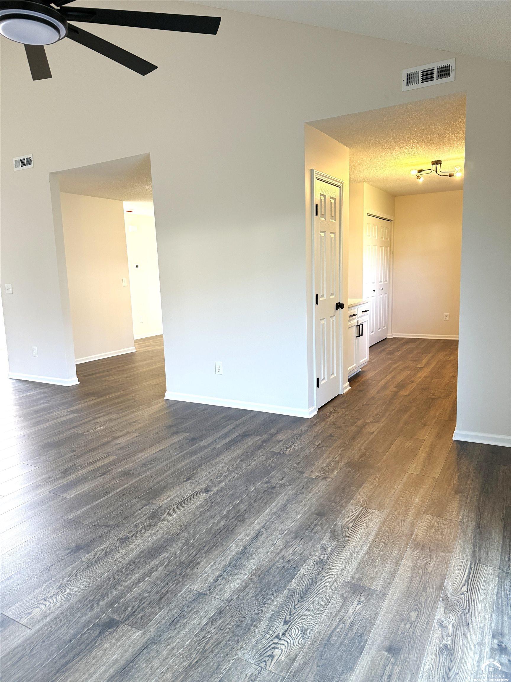 4712 McCormick Street Lawrence, KS 66047 - Photo 5 of 21